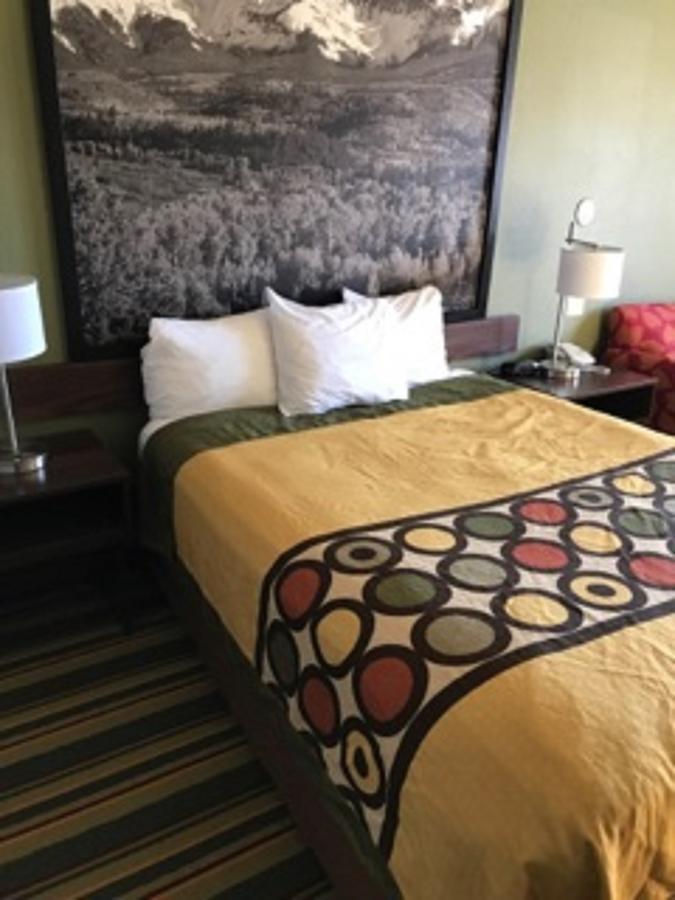 Hotel Super 8 By Wyndham 3*