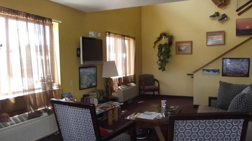 Super 8 By Wyndham Hotel Kremmling